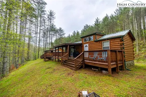 168 170 Lumina Ln, Crumpler, NC 28617