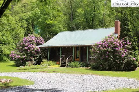 414 Troy Norris Rd, Boone, NC 28607