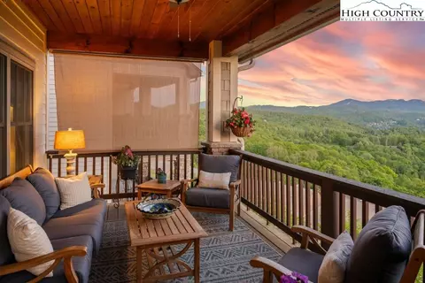 648 Penny Ln #2A, Banner Elk, NC 28604