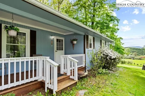 72 Wineberry Ln, Newland, NC 28657
