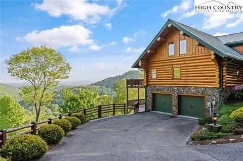 405 Elk Summit Dr, Todd, NC 28684 photo 2