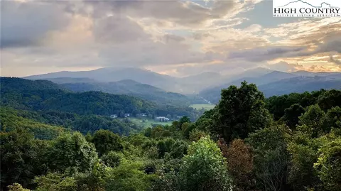 1215 Evergreen, Boone, NC 28607