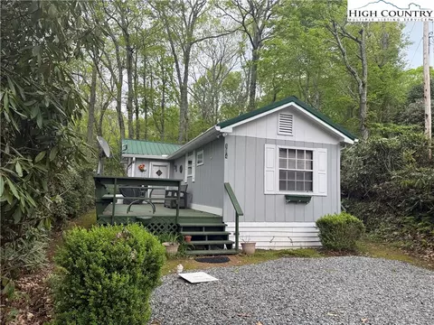 184 Fair Park Dr, Blowing Rock, NC 28605