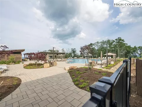 Exterior - 182 Calico Ct, Boone, NC 28607 photo 12 of 14