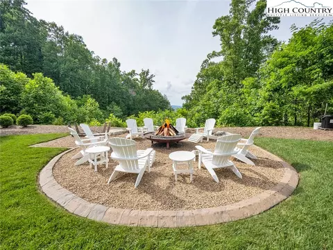 Exterior - 182 Calico Ct, Boone, NC 28607 photo 13 of 14