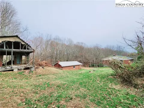 6104 Howards Creek Rd, Boone, NC 28607 photo 29