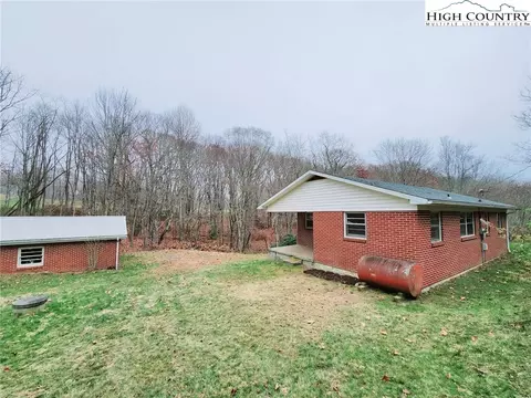 6104 Howards Creek Rd, Boone, NC 28607 photo 34