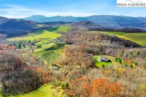 6104 Howards Creek Rd, Boone, NC 28607 photo 7