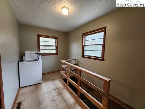 6104 Howards Creek Rd, Boone, NC 28607 photo 42