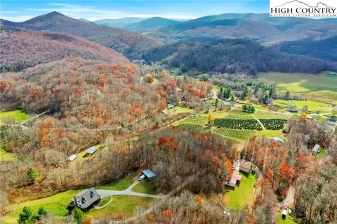6104 Howards Creek Rd, Boone, NC 28607 photo 9