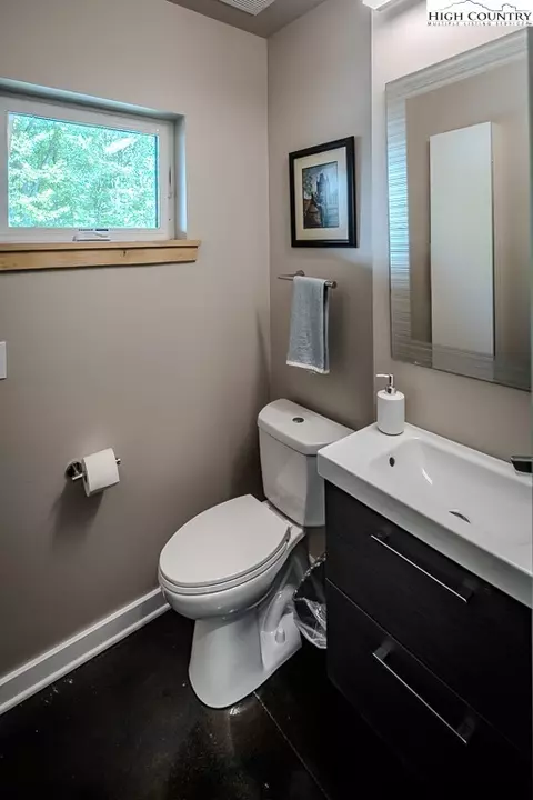 314 Hillandale Dr, Boone, NC 28607 photo 32