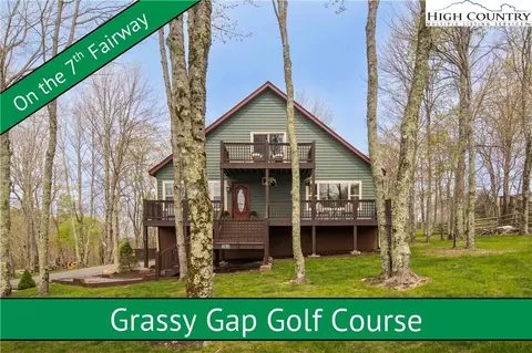 109 Old Field Rd, Beech Mountain, NC 28604