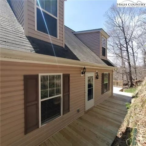 Exterior - 161 Alexander Dr, Boone, NC 28607 photo 7 of 9