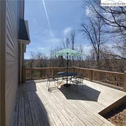 Exterior - 161 Alexander Dr, Boone, NC 28607 photo 2 of 9