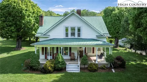 15957 Nc Hwy 194 N Hwy, Lansing, NC 28643
