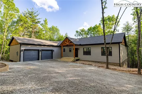 300 Noahs Rdg, Fleetwood, NC 28626