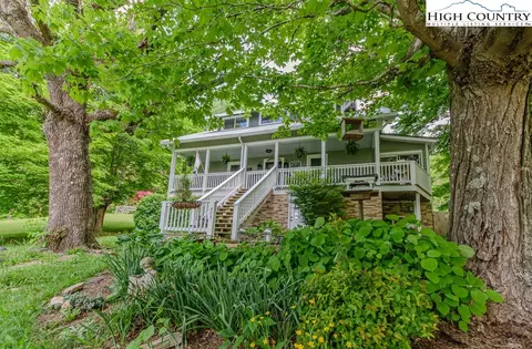 403 Linville Creek Rd, Vilas, NC 28692