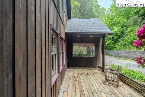 680 Timberlane Dr, Boone, NC 28607 photo 9