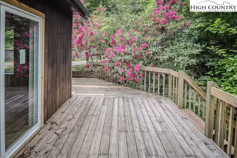 680 Timberlane Dr, Boone, NC 28607 photo 8