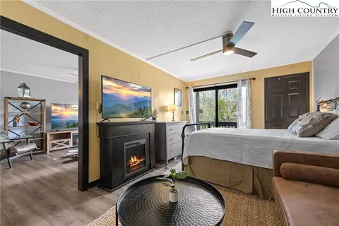 Bedroom - 101 Mid Holiday Ln #E-218, Beech Mountain, NC 28604 photo 1 of 3