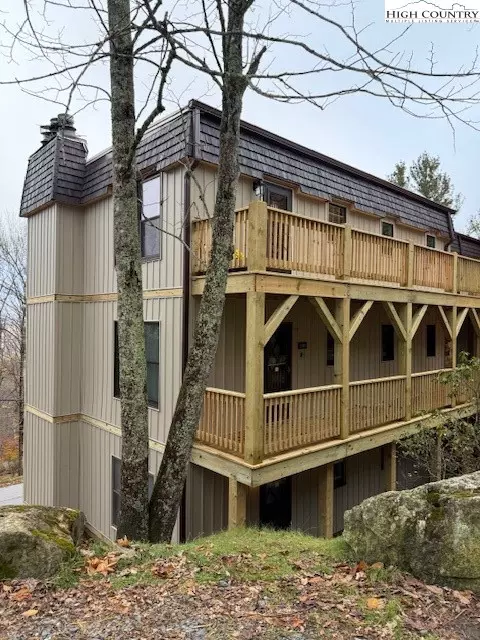 Exterior - 101 Mid Holiday Ln #E-218, Beech Mountain, NC 28604 photo 7 of 8