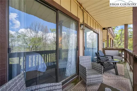 Exterior - 101 Mid Holiday Ln #E-218, Beech Mountain, NC 28604 photo 4 of 8