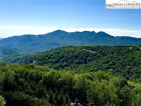 303 Sugar Top Dr #2712, Sugar Mountain, NC 28604