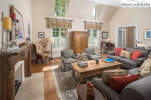 672 Greystone Dr, Boone, NC 28607 photo 6