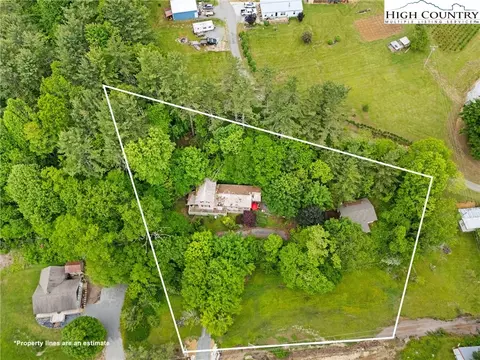 150 Meadow St, Newland, NC 28657