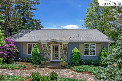 232 High Peak Dr, Boone, NC 28607 photo 2