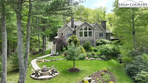 137 Fairway 12 Ct, Blowing Rock, NC 28605