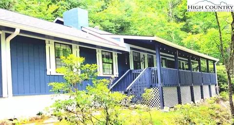 1157 Pine Ridge Rd, Beech Mountain, NC 28604