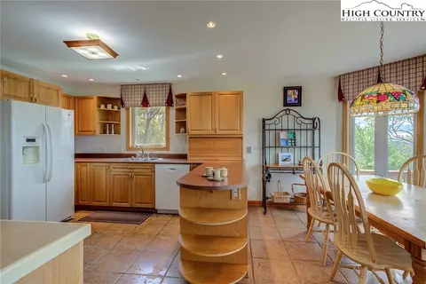 131 Shooting Star Trl, Boone, NC 28607 photo 14