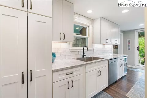 Kitchen - 137 Oak, Boone, NC 28607 photo 5 of 6