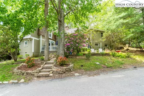 Exterior - 137 Oak, Boone, NC 28607 photo 7 of 10