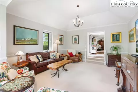 Living - 137 Oak, Boone, NC 28607 photo 3 of 4