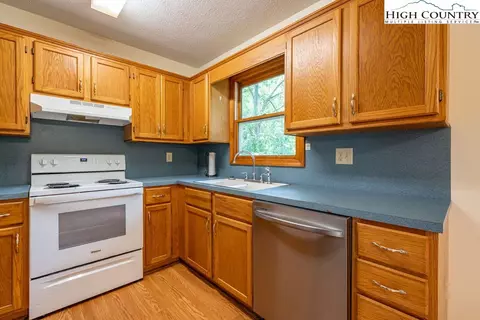 181 Timberlane Ext, Boone, NC 28607 photo 10