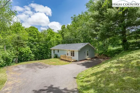 181 Timberlane Ext, Boone, NC 28607 photo 3