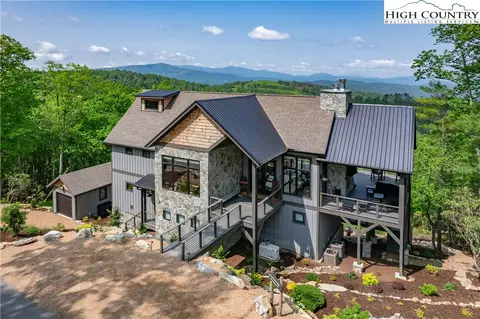 148 Firestone Ln, Elk Park, NC 28622