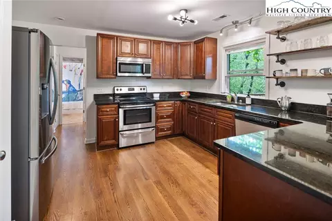 1572 Bamboo Rd, Boone, NC 28607 photo 15