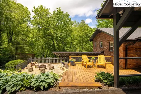 1572 Bamboo Rd, Boone, NC 28607 photo 2