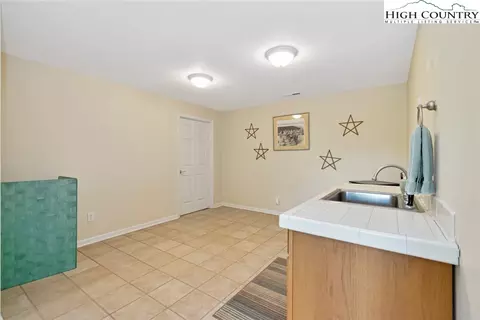 251 Skiview Rd, Seven Devils, NC 28604 photo 39