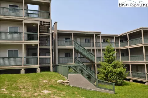 301 Pinnacle Inn Rd #3309, Beech Mountain, NC 28604
