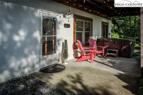 200 Riverview Rd, Boone, NC 28607 photo 4