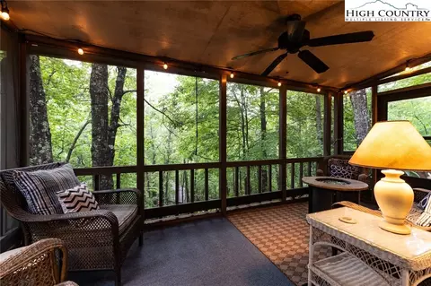 205 Birch Ln, Deep Gap, NC 28618 photo 4