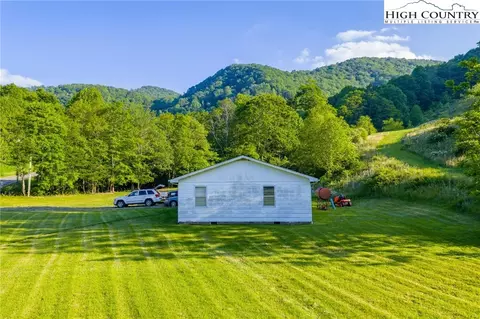 4690 Three Top Rd, Creston, NC 28615 photo 11