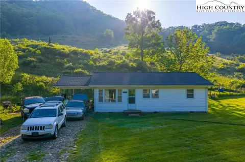 4690 Three Top Rd, Creston, NC 28615 photo 10