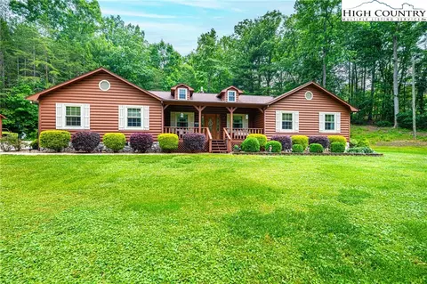 377 Birch Circle Dr, Hudson, NC 28638