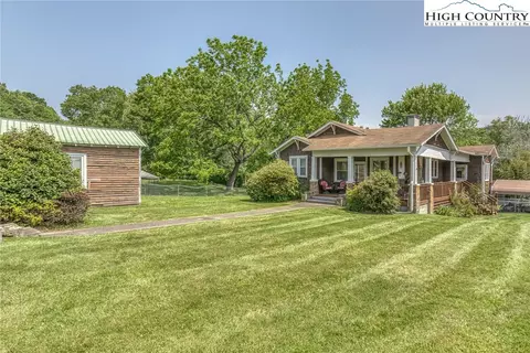 110 Old Mill Rd, Elk Park, NC 28622