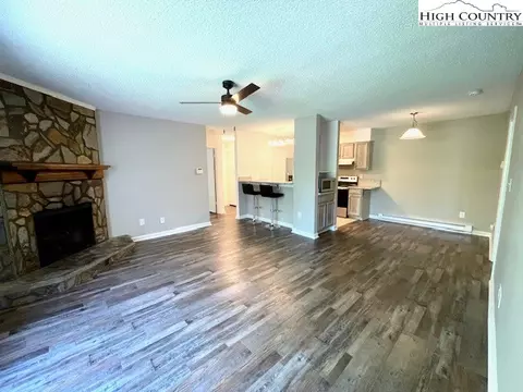 1664 Grouse Moor Dr #7, Sugar Mountain, NC 28604